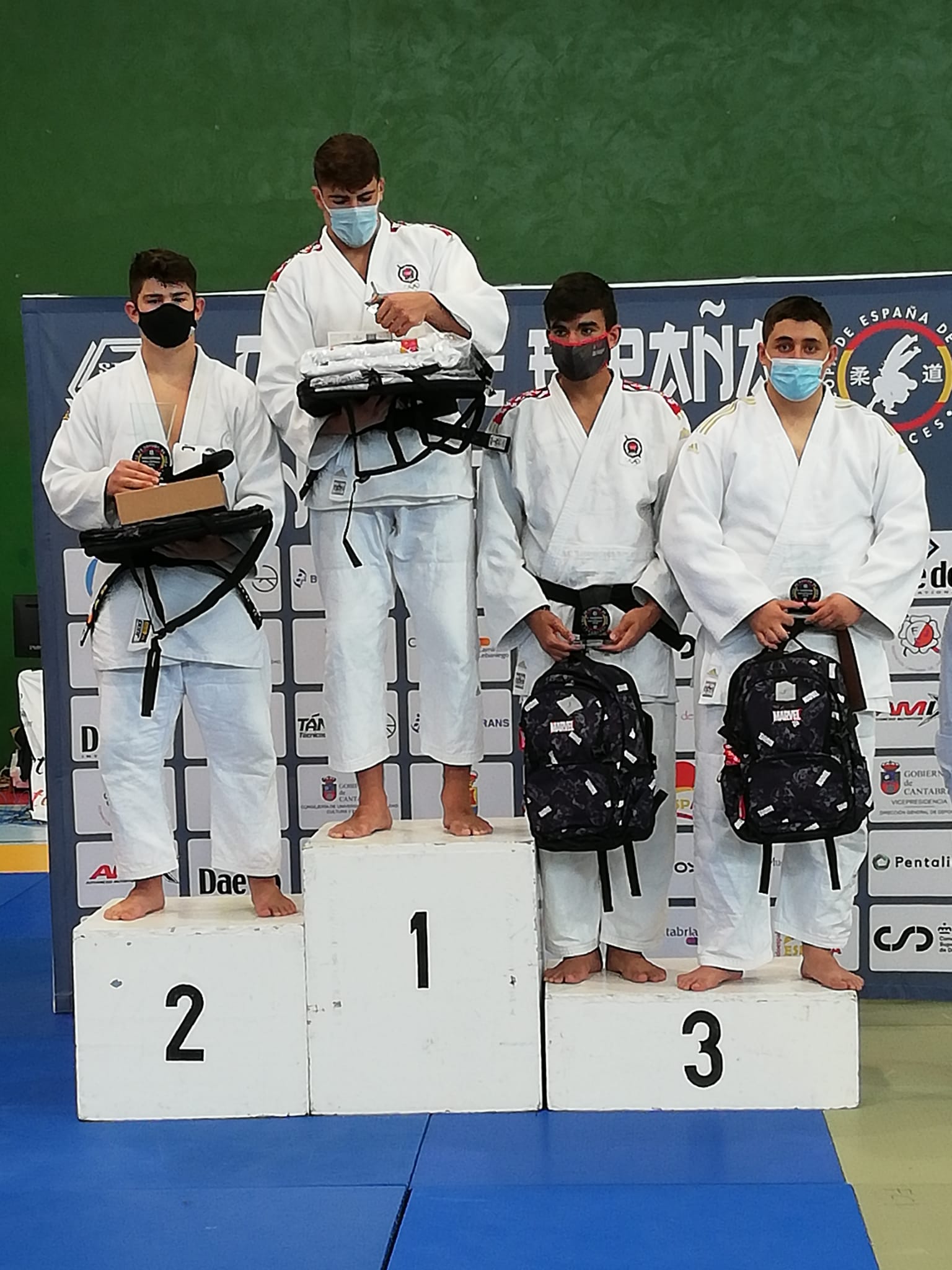 5 MEDALLAS PARA NAVARRA en la Copa de España Infantil y Cadete de Suances. 17-10-21